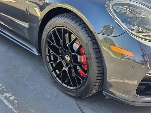 2017 Porsche Panamera Turbo