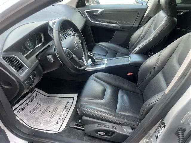 2014 Volvo XC60 T6 R-Design Premier Plus