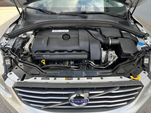 2014 Volvo XC60 T6 R-Design Premier Plus