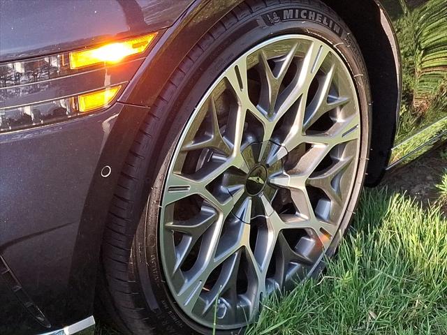 2025 Genesis G90 3.5T e-SC AWD