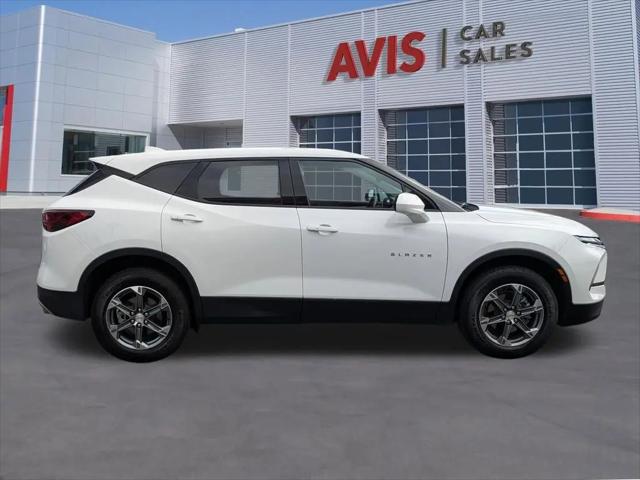 2025 Chevrolet Blazer AWD 2LT