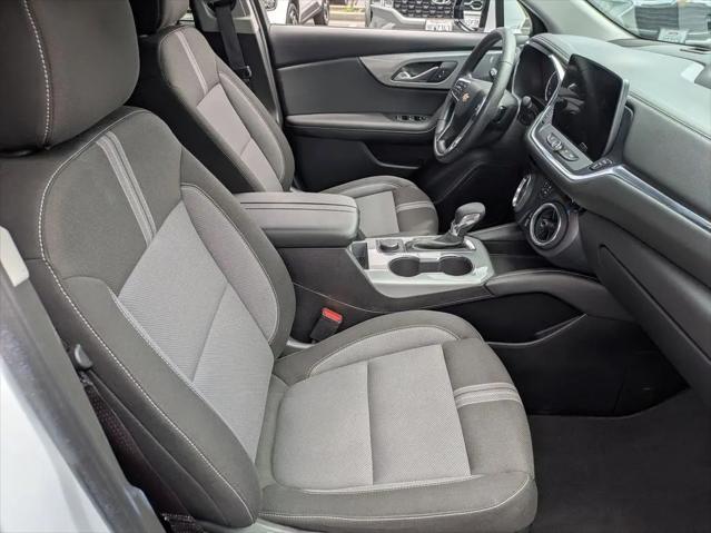 2025 Chevrolet Blazer AWD 2LT