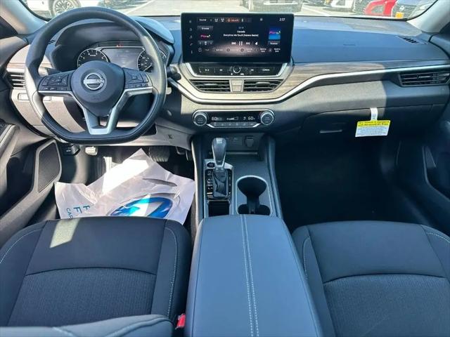 2026 Nissan Altima SV FWD
