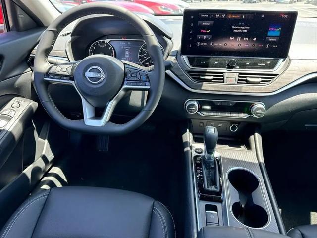 2026 Nissan Altima SV FWD