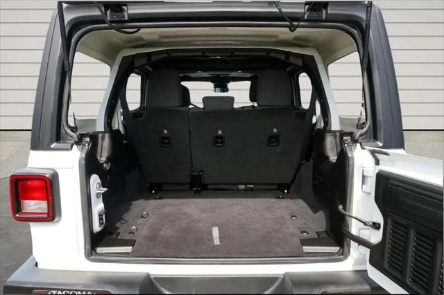 2025 Jeep Wrangler 4-Door Summit 4x4