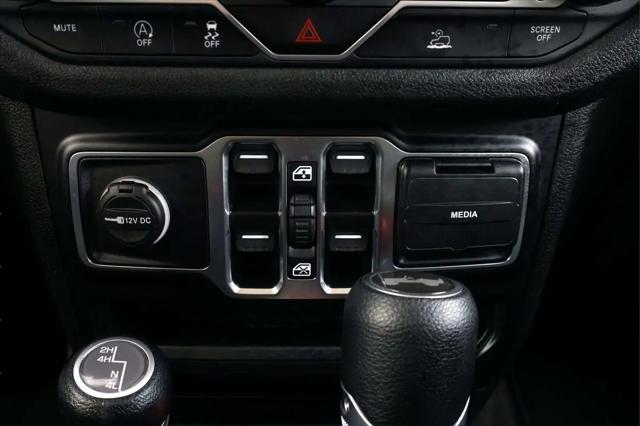 2025 Jeep Wrangler 4-Door Summit 4x4