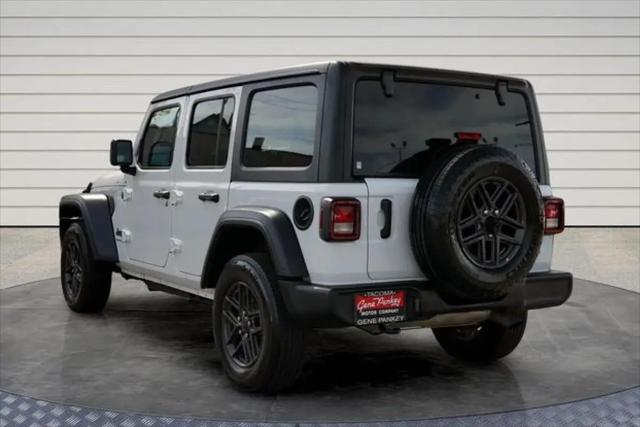 2025 Jeep Wrangler 4-Door Summit 4x4