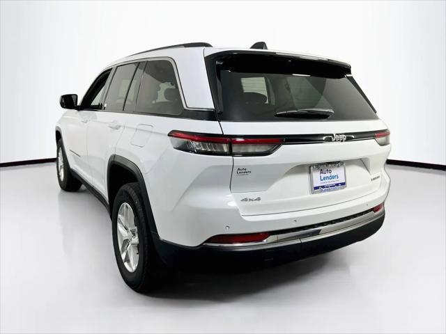2023 Jeep Grand Cherokee Laredo 4x4