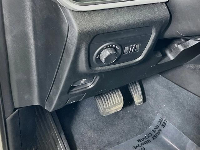 2023 Jeep Grand Cherokee Laredo 4x4