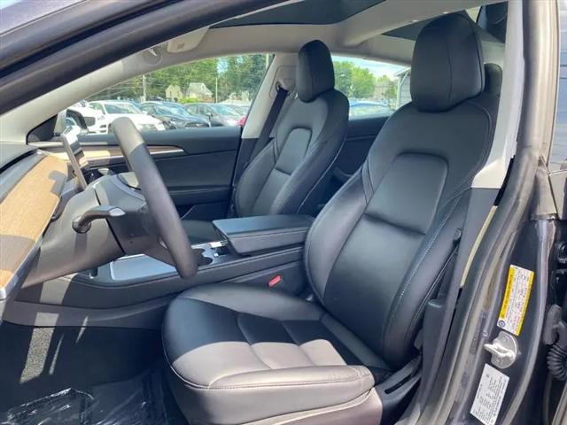 2022 Tesla Model 3 Long Range Dual Motor All-Wheel Drive