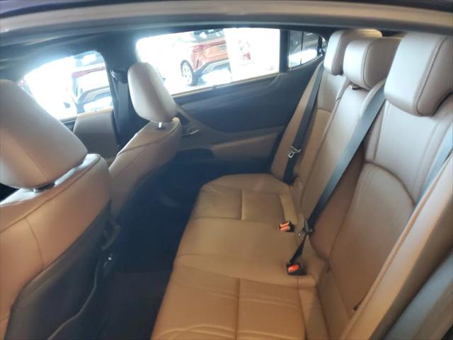 2025 Lexus ES 350 Ultra Luxury