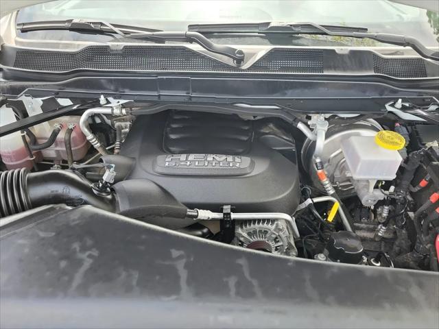 2024 Ram 3500 Big Horn Crew Cab 4x4 8' Box