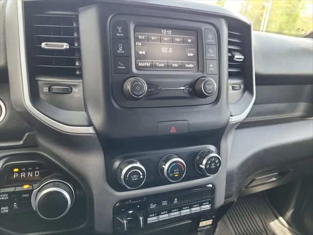 2024 Ram 3500 Big Horn Crew Cab 4x4 8' Box