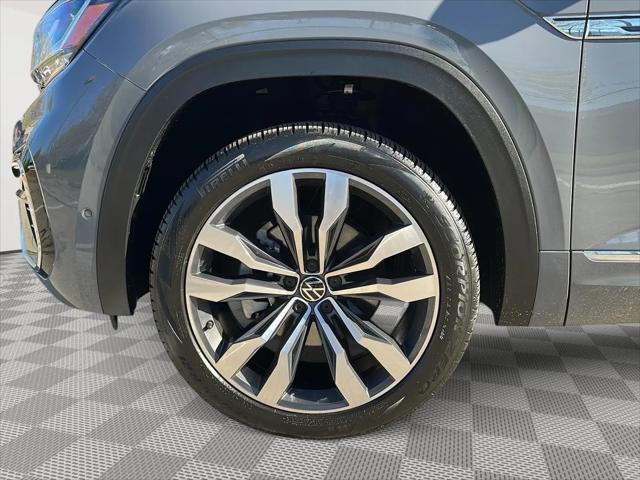 2022 Volkswagen Atlas Cross Sport 3.6L V6 SEL Premium R-Line