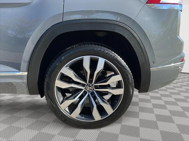 2022 Volkswagen Atlas Cross Sport 3.6L V6 SEL Premium R-Line