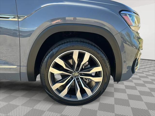 2022 Volkswagen Atlas Cross Sport 3.6L V6 SEL Premium R-Line