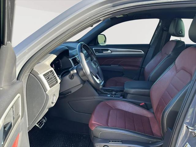 2022 Volkswagen Atlas Cross Sport 3.6L V6 SEL Premium R-Line