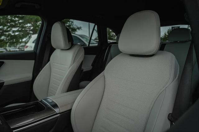 2024 Mercedes-Benz GLC SUV