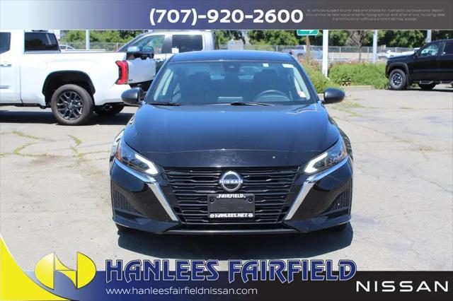 2025 Nissan Altima SV FWD