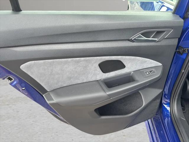 2025 Volkswagen Golf R 2.0T