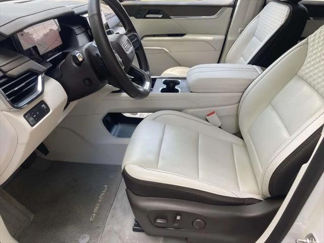 2024 GMC Acadia FWD Denali