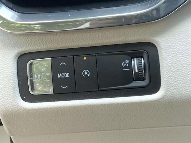 2024 GMC Acadia FWD Denali
