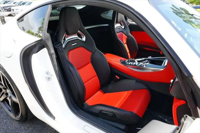 2016 Mercedes-Benz AMG GT S