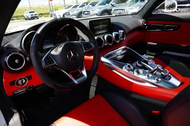 2016 Mercedes-Benz AMG GT S