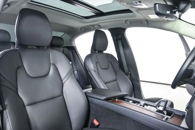 2025 Volvo S60 B5 Plus