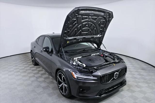 2025 Volvo S60 B5 Plus