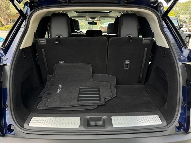 2023 INFINITI QX60 LUXE AWD