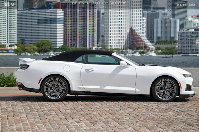 2022 Chevrolet Camaro RWD Convertible ZL1