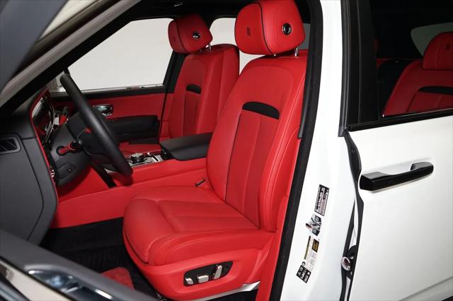 2025 Rolls-Royce Cullinan Black Badge