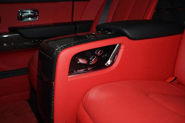 2025 Rolls-Royce Cullinan Black Badge