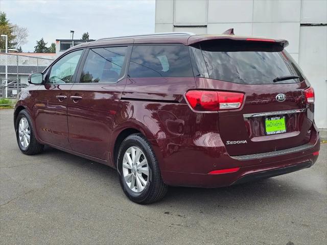 2017 Kia Sedona LX