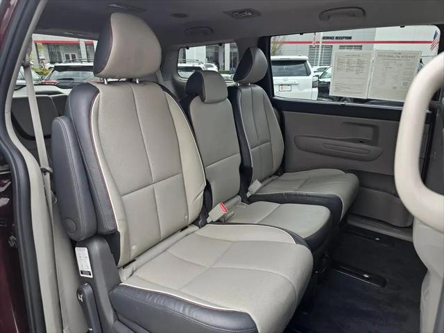 2017 Kia Sedona LX