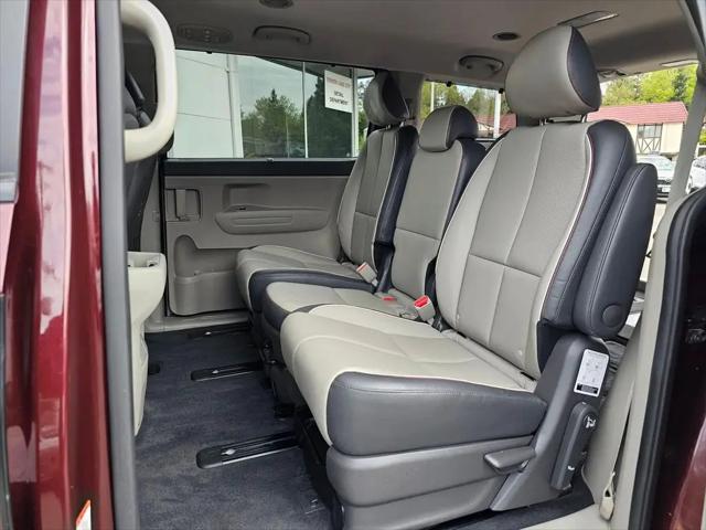 2017 Kia Sedona LX