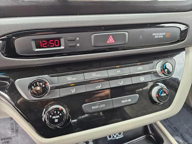2017 Kia Sedona LX