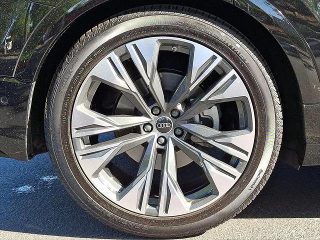 2026 Audi Q8 Premium Plus 55 TFSI quattro Tiptronic