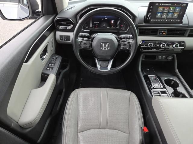 2023 Honda Pilot AWD Elite