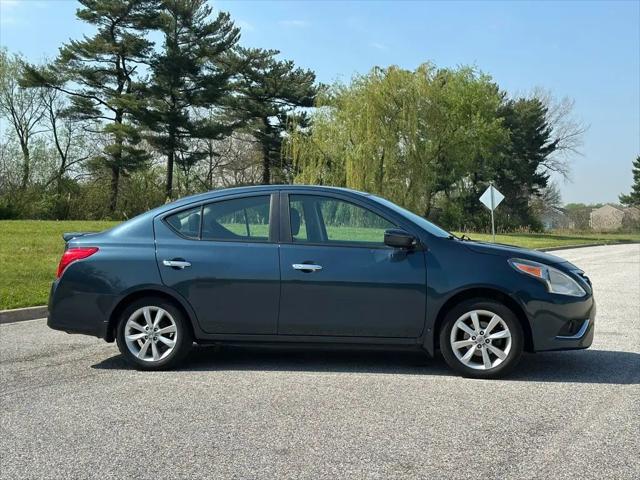 2015 Nissan Versa 1.6 SL
