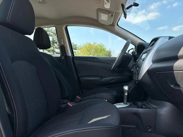 2015 Nissan Versa 1.6 SL