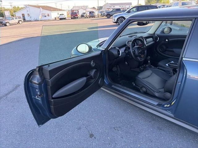 2011 MINI Cooper Cooper