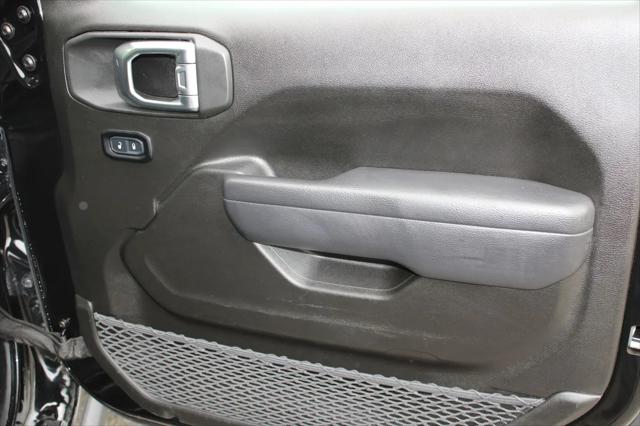 2025 Jeep Wrangler 4-Door Willys 4x4