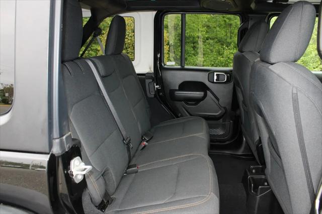2025 Jeep Wrangler 4-Door Willys 4x4