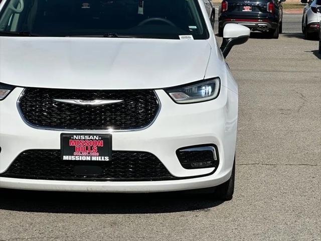 2023 Chrysler Pacifica Hybrid Touring L