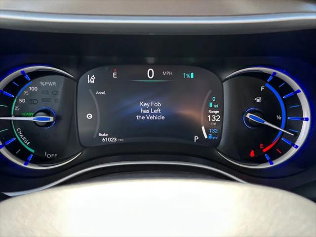2023 Chrysler Pacifica Hybrid Touring L