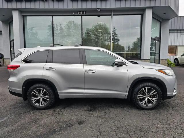 2017 Toyota Highlander LE Plus
