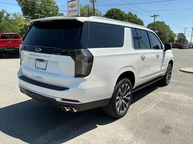 2025 Chevrolet Suburban 4WD High Country
