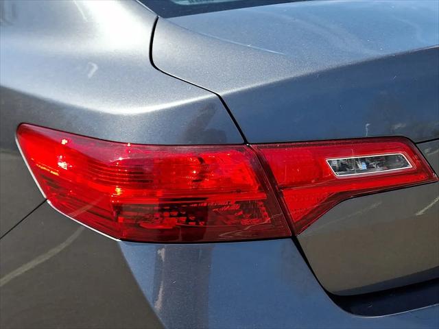 2013 Acura ILX 2.0L